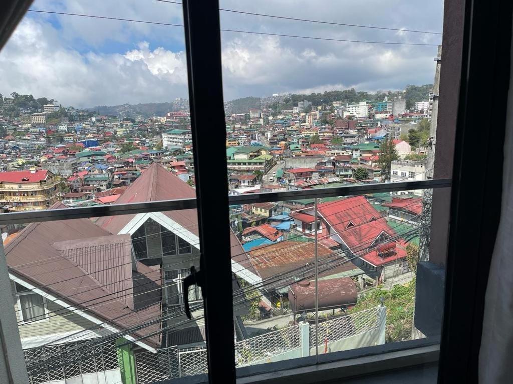 ホテル Uphill Baguio Managed By Baguio Terra バギオ エクステリア 写真