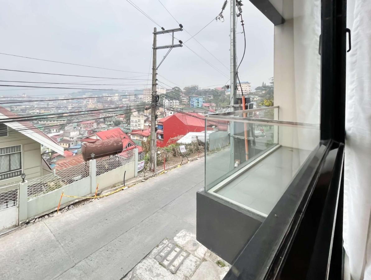 ホテル Uphill Baguio Managed By Baguio Terra バギオ エクステリア 写真